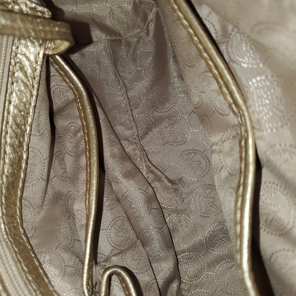 Purse - Picture 6 of 8